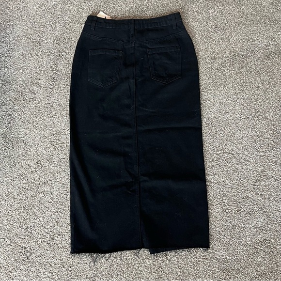 Happily Grey NWT Black Denim Midi Skirt With Slit, Size 5 - Picture 9 of 10